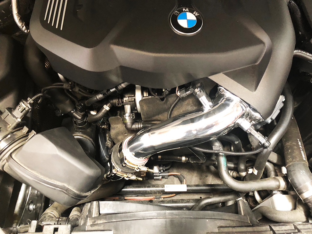 Small C clip for connecting BMW charge pipe B58